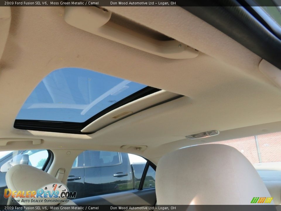 2009 Ford Fusion SEL V6 Moss Green Metallic / Camel Photo #2