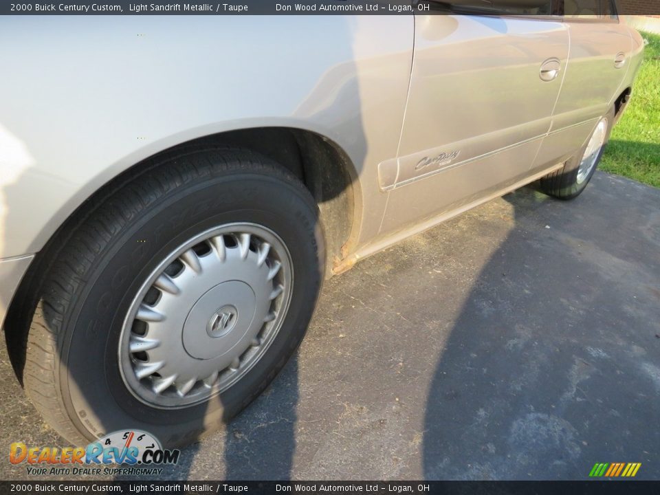 2000 Buick Century Custom Light Sandrift Metallic / Taupe Photo #9