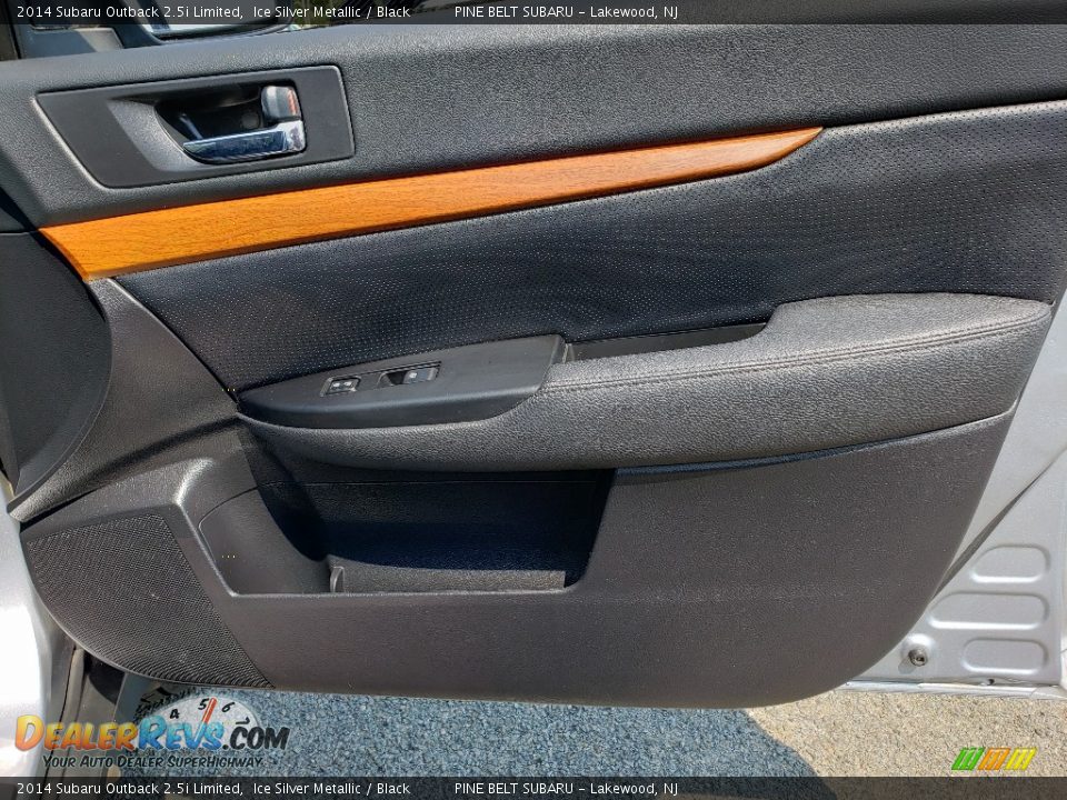 2014 Subaru Outback 2.5i Limited Ice Silver Metallic / Black Photo #10