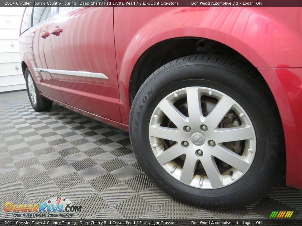 2014 Chrysler Town & Country Touring Deep Cherry Red Crystal Pearl / Black/Light Graystone Photo #4