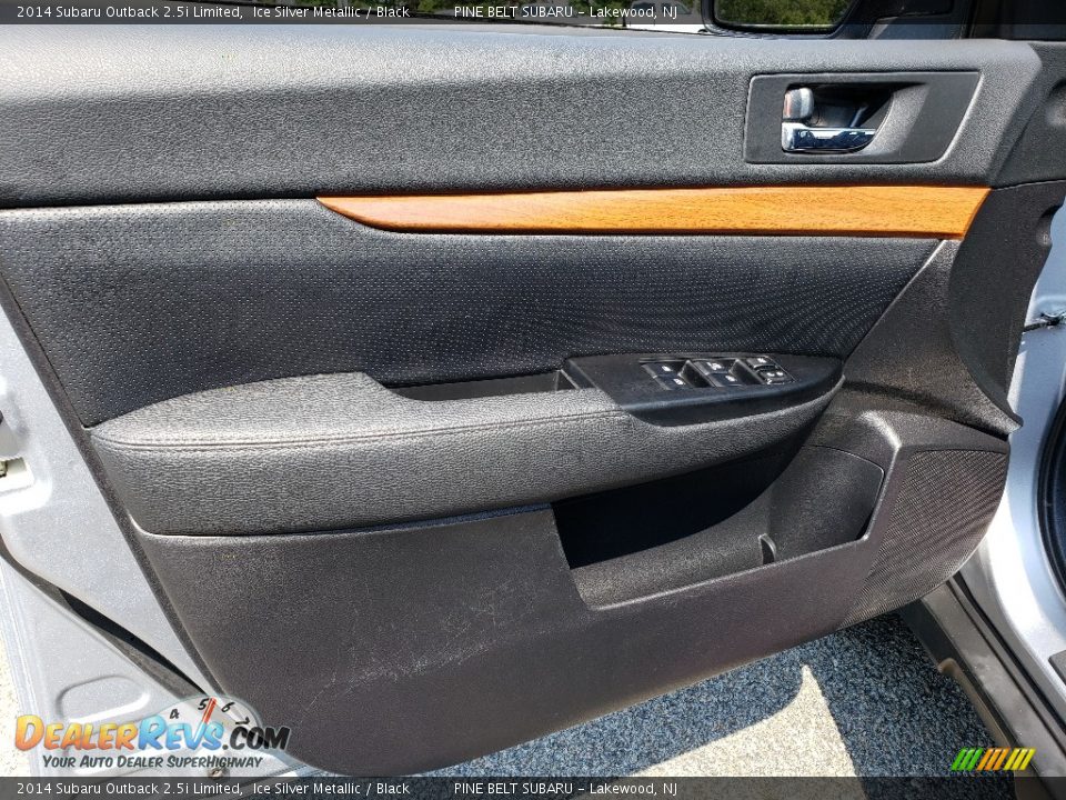 2014 Subaru Outback 2.5i Limited Ice Silver Metallic / Black Photo #26