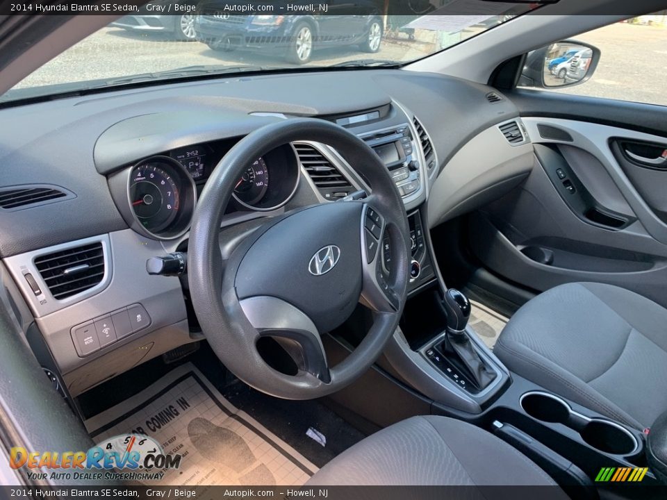 2014 Hyundai Elantra SE Sedan Gray / Beige Photo #13