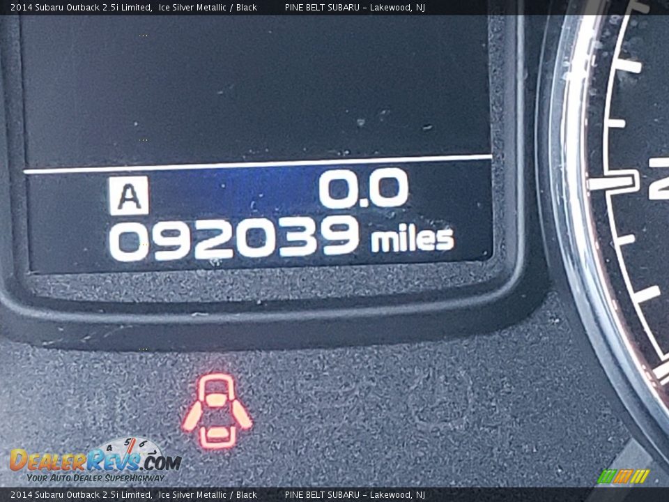 2014 Subaru Outback 2.5i Limited Ice Silver Metallic / Black Photo #31