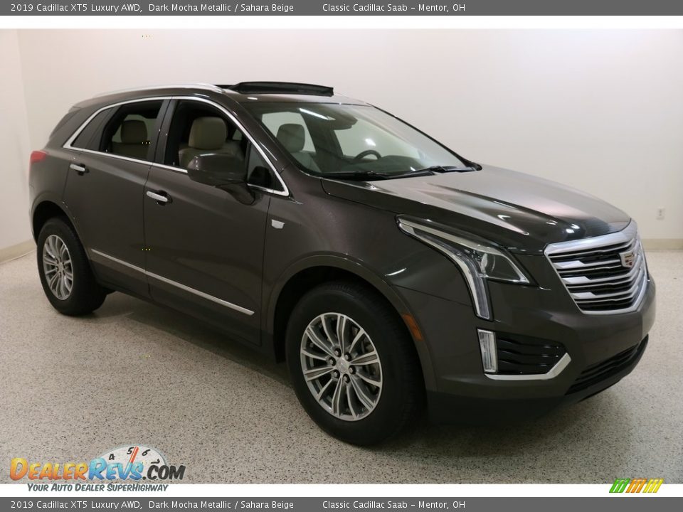 2019 Cadillac XT5 Luxury AWD Dark Mocha Metallic / Sahara Beige Photo #1