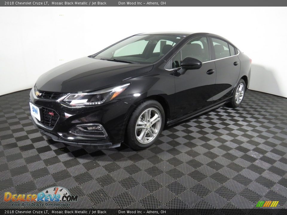 2018 Chevrolet Cruze LT Mosaic Black Metallic / Jet Black Photo #7
