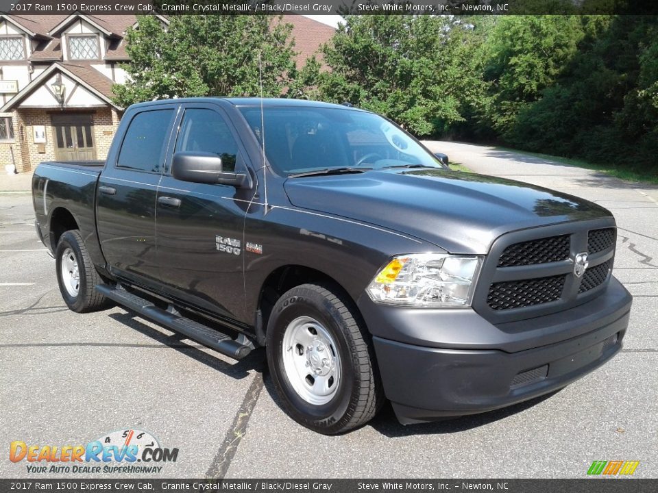 2017 Ram 1500 Express Crew Cab Granite Crystal Metallic / Black/Diesel Gray Photo #4