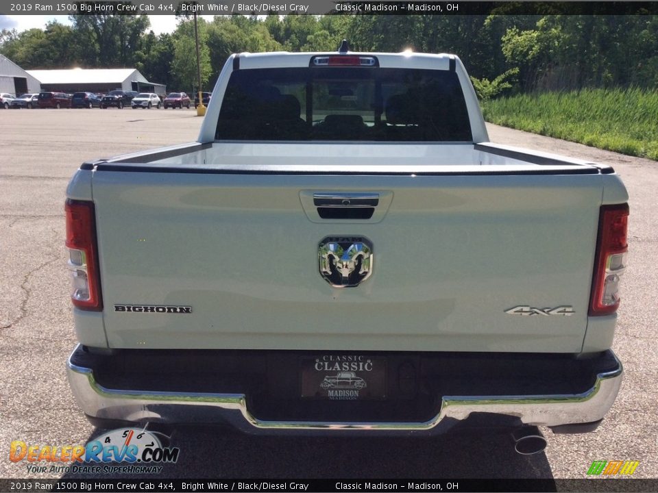 2019 Ram 1500 Big Horn Crew Cab 4x4 Bright White / Black/Diesel Gray Photo #5