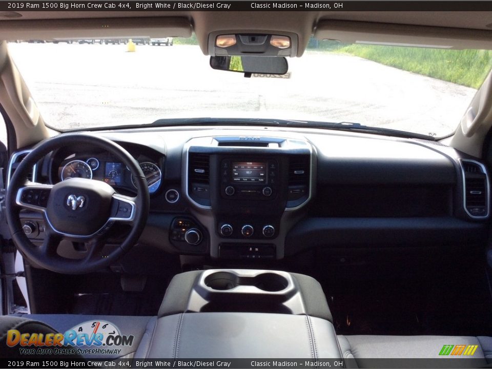 2019 Ram 1500 Big Horn Crew Cab 4x4 Bright White / Black/Diesel Gray Photo #11