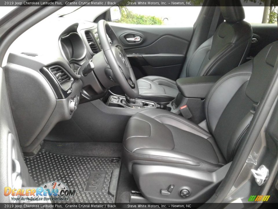 2019 Jeep Cherokee Latitude Plus Granite Crystal Metallic / Black Photo #10