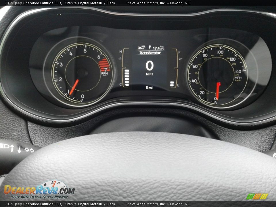 2019 Jeep Cherokee Latitude Plus Granite Crystal Metallic / Black Photo #19