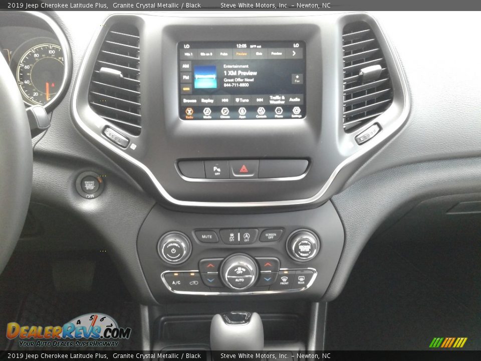 2019 Jeep Cherokee Latitude Plus Granite Crystal Metallic / Black Photo #20