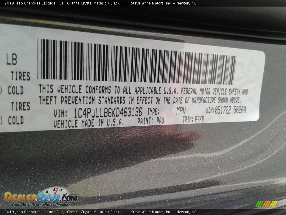 2019 Jeep Cherokee Latitude Plus Granite Crystal Metallic / Black Photo #33