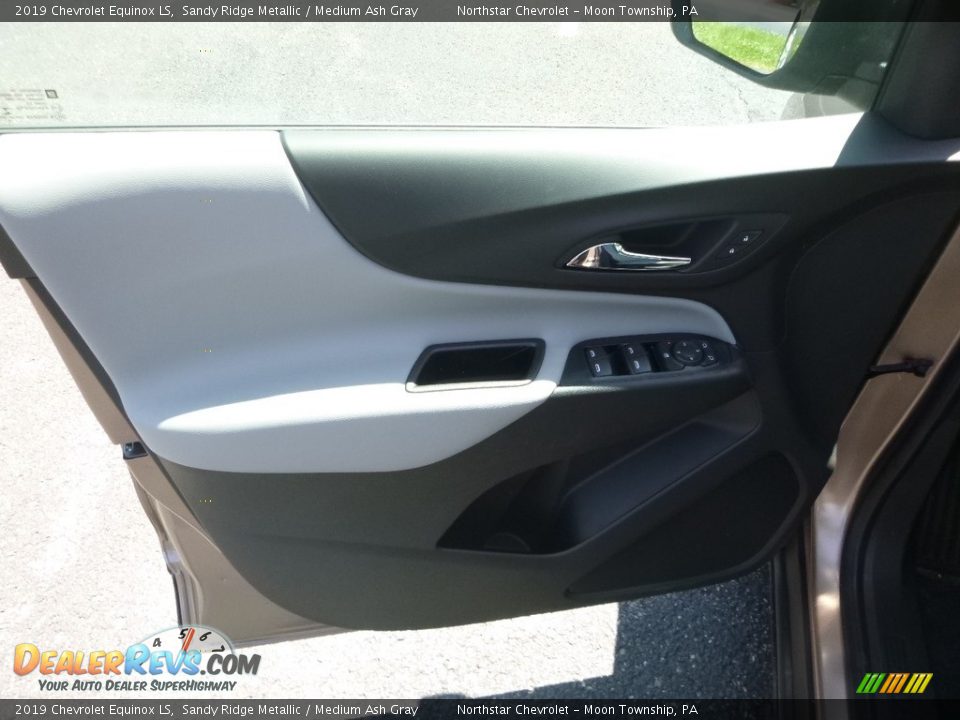 2019 Chevrolet Equinox LS Sandy Ridge Metallic / Medium Ash Gray Photo #13