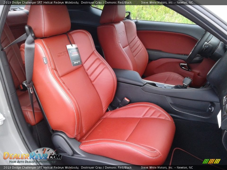 Front Seat of 2019 Dodge Challenger SRT Hellcat Redeye Widebody Photo #14