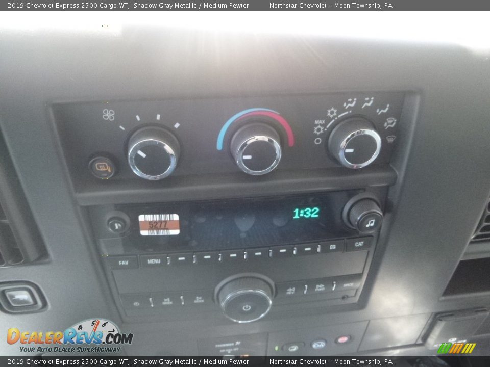 2019 Chevrolet Express 2500 Cargo WT Shadow Gray Metallic / Medium Pewter Photo #18