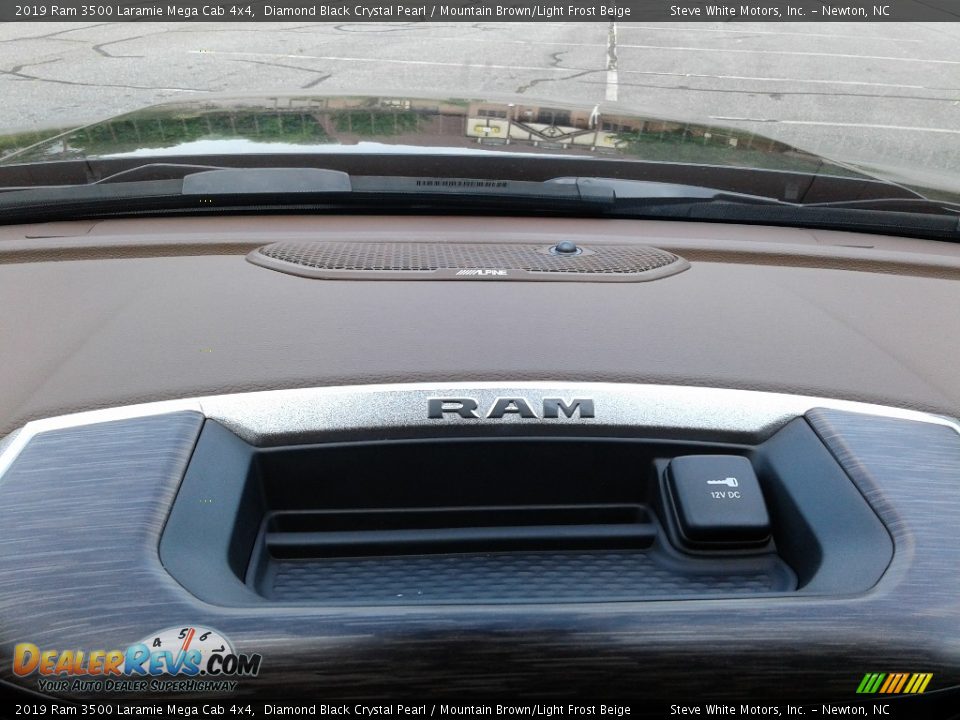 2019 Ram 3500 Laramie Mega Cab 4x4 Diamond Black Crystal Pearl / Mountain Brown/Light Frost Beige Photo #20