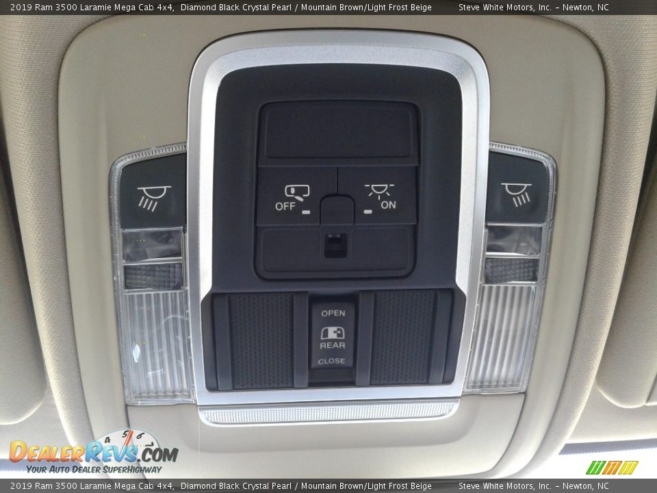 2019 Ram 3500 Laramie Mega Cab 4x4 Diamond Black Crystal Pearl / Mountain Brown/Light Frost Beige Photo #30