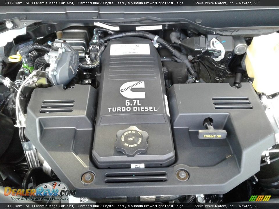 2019 Ram 3500 Laramie Mega Cab 4x4 6.7 Liter OHV 24-Valve Cummins Turbo-Diesel Inline 6 Cylinder Engine Photo #33