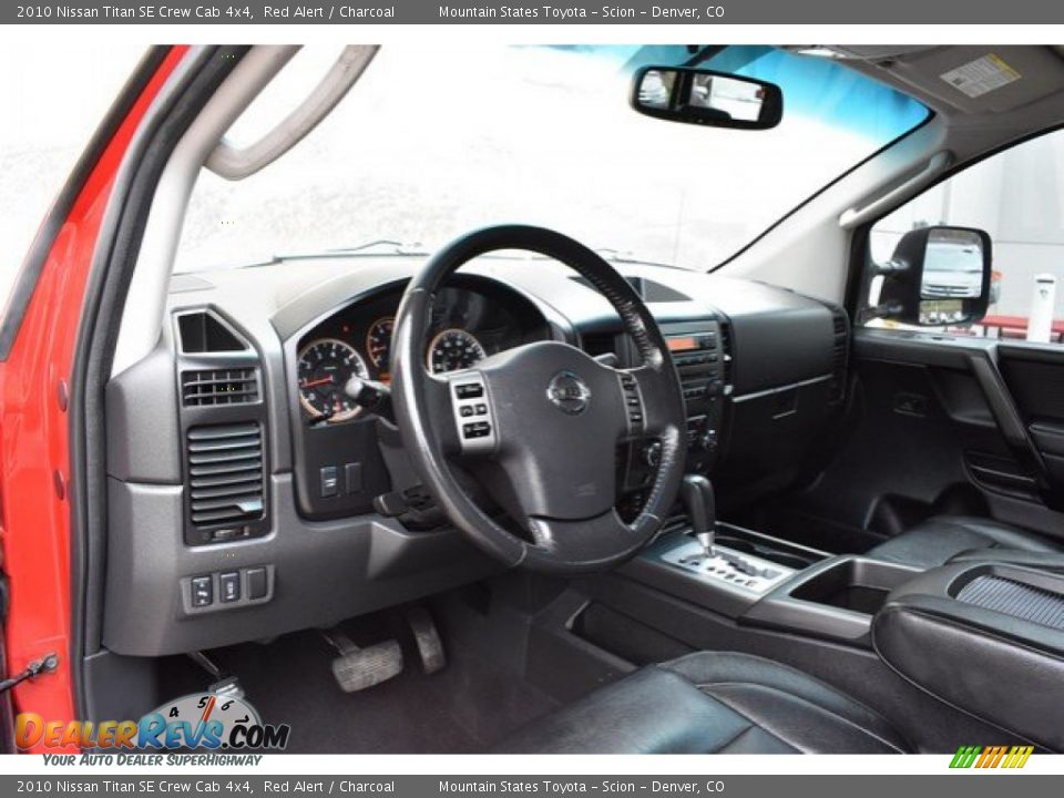 2010 Nissan Titan SE Crew Cab 4x4 Red Alert / Charcoal Photo #10
