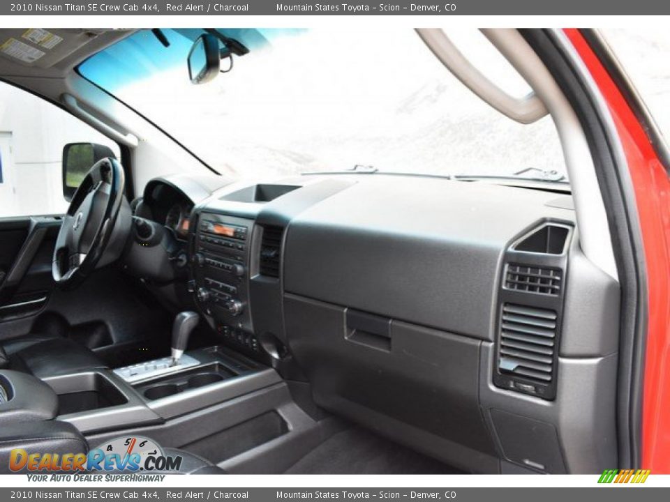 2010 Nissan Titan SE Crew Cab 4x4 Red Alert / Charcoal Photo #16