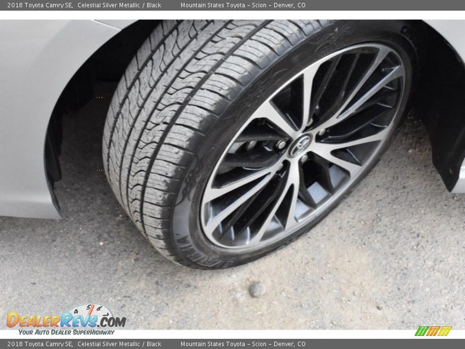 2018 Toyota Camry SE Celestial Silver Metallic / Black Photo #28