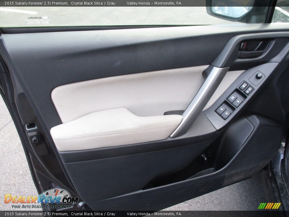 2015 Subaru Forester 2.5i Premium Crystal Black Silica / Gray Photo #9