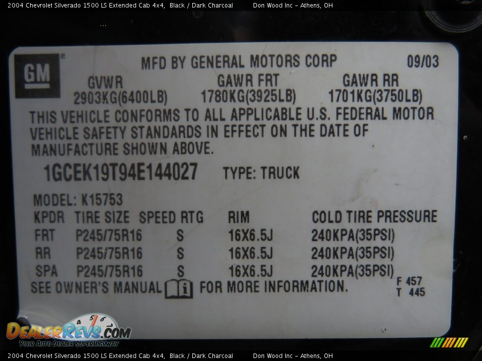 2004 Chevrolet Silverado 1500 LS Extended Cab 4x4 Black / Dark Charcoal Photo #36