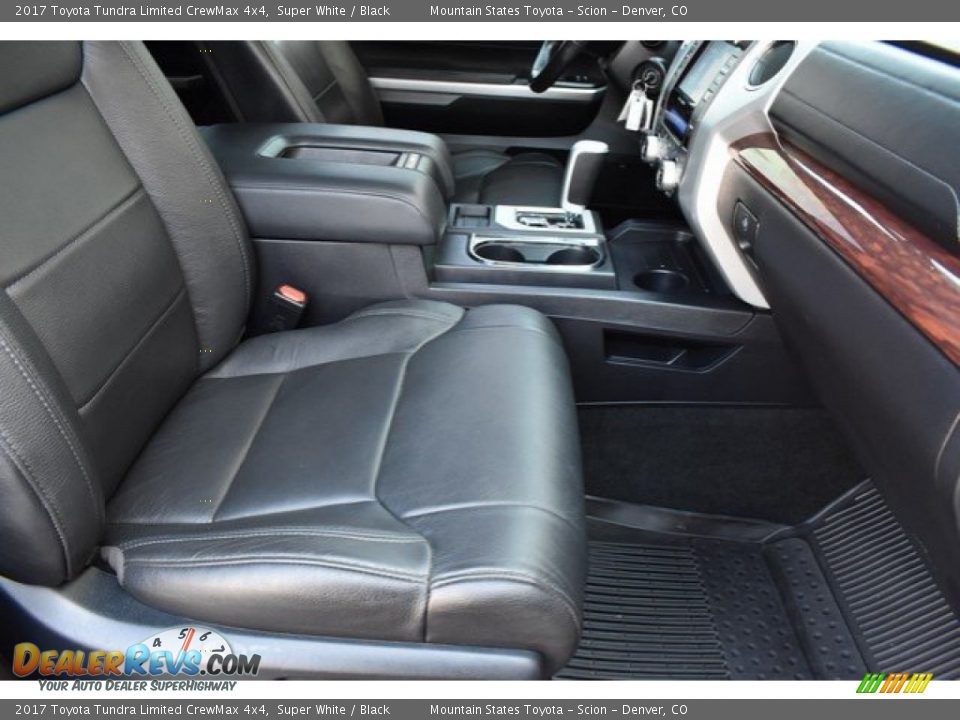 2017 Toyota Tundra Limited CrewMax 4x4 Super White / Black Photo #18