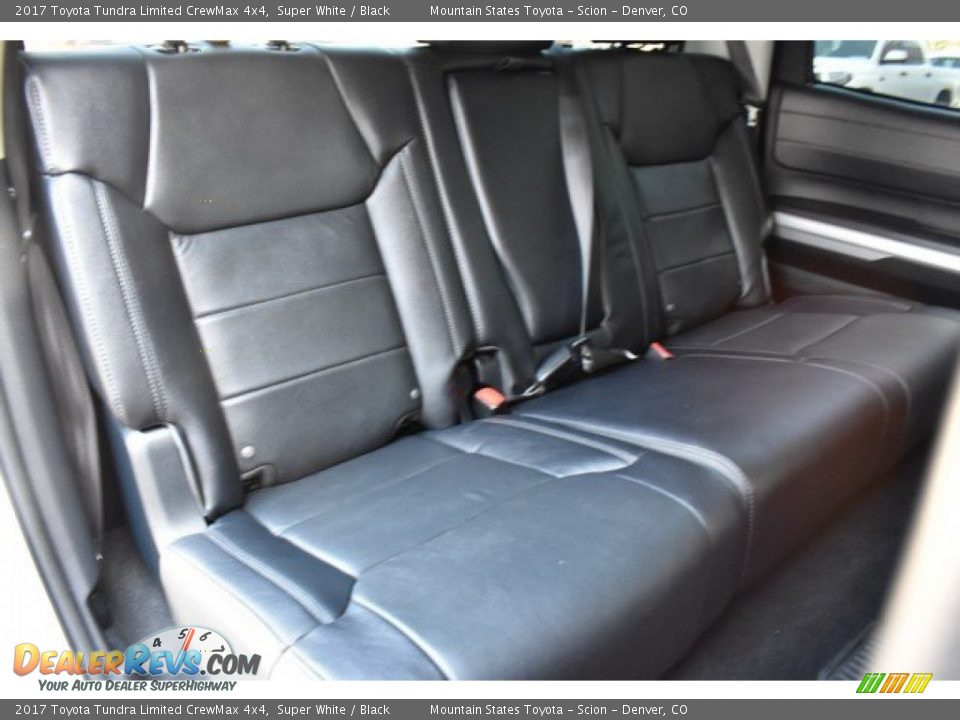 2017 Toyota Tundra Limited CrewMax 4x4 Super White / Black Photo #23
