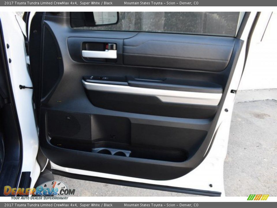 2017 Toyota Tundra Limited CrewMax 4x4 Super White / Black Photo #26