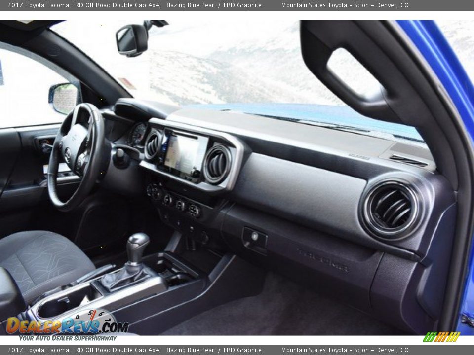 2017 Toyota Tacoma TRD Off Road Double Cab 4x4 Blazing Blue Pearl / TRD Graphite Photo #16