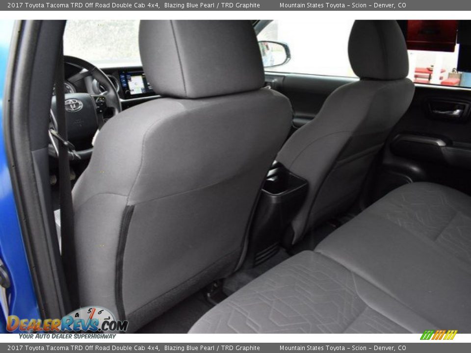 2017 Toyota Tacoma TRD Off Road Double Cab 4x4 Blazing Blue Pearl / TRD Graphite Photo #19