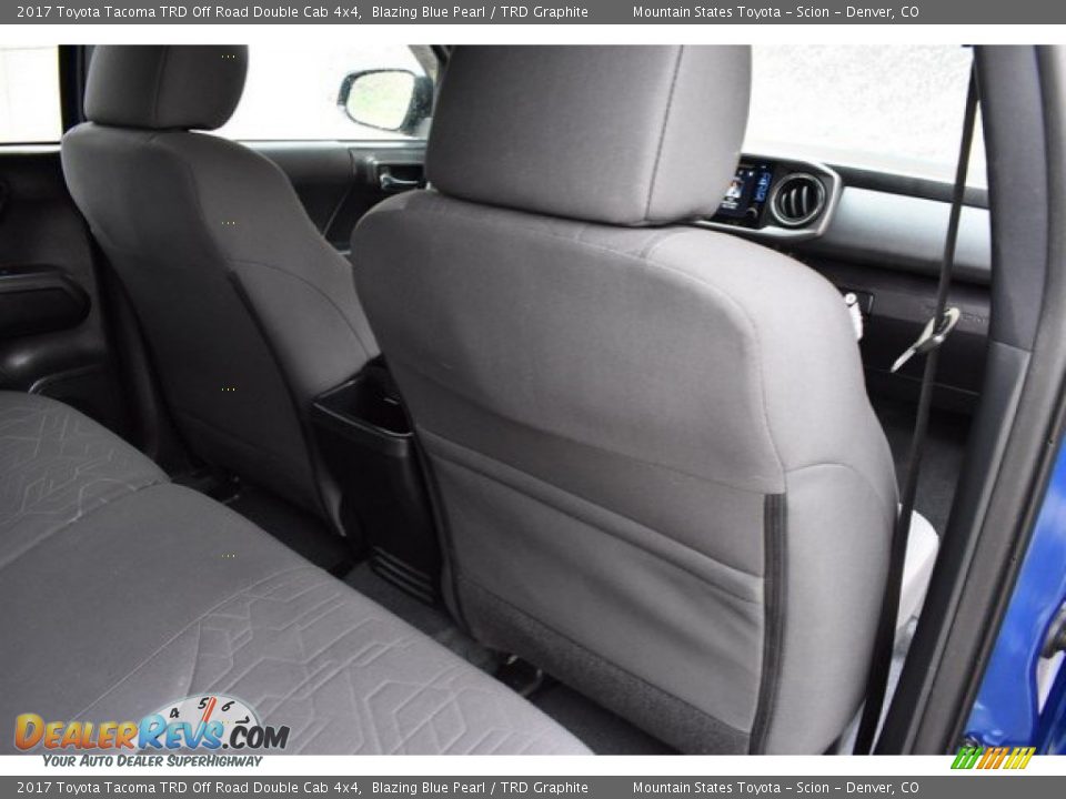 2017 Toyota Tacoma TRD Off Road Double Cab 4x4 Blazing Blue Pearl / TRD Graphite Photo #20
