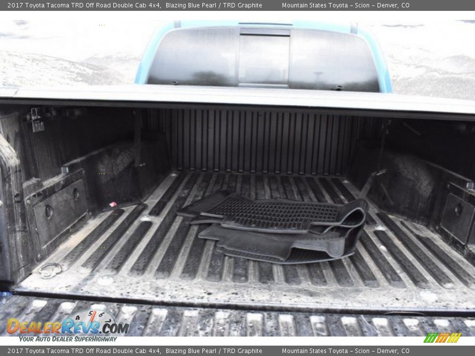 2017 Toyota Tacoma TRD Off Road Double Cab 4x4 Blazing Blue Pearl / TRD Graphite Photo #26