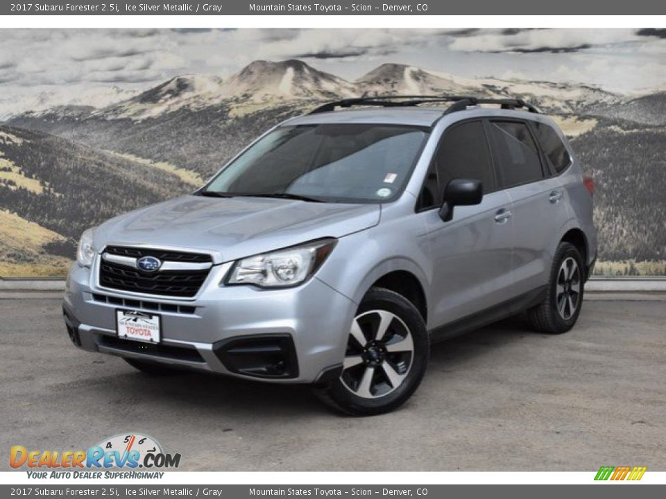 2017 Subaru Forester 2.5i Ice Silver Metallic / Gray Photo #5