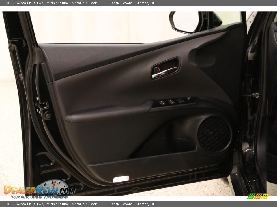 2016 Toyota Prius Two Midnight Black Metallic / Black Photo #4