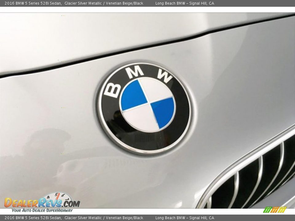 2016 BMW 5 Series 528i Sedan Glacier Silver Metallic / Venetian Beige/Black Photo #29