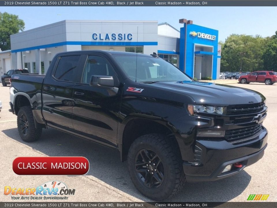 2019 Chevrolet Silverado 1500 LT Z71 Trail Boss Crew Cab 4WD Black / Jet Black Photo #1