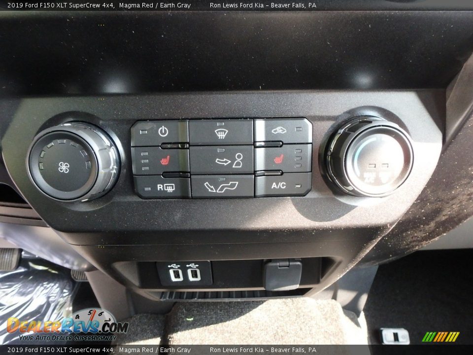 2019 Ford F150 XLT SuperCrew 4x4 Magma Red / Earth Gray Photo #18