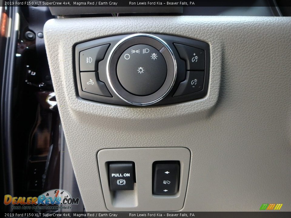 2019 Ford F150 XLT SuperCrew 4x4 Magma Red / Earth Gray Photo #20