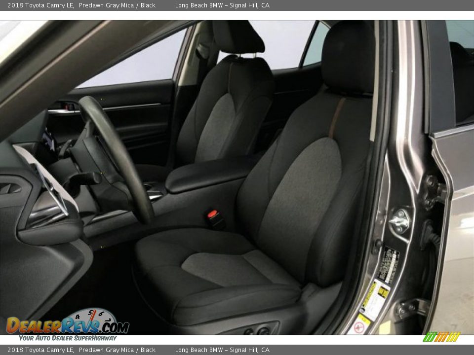 2018 Toyota Camry LE Predawn Gray Mica / Black Photo #31