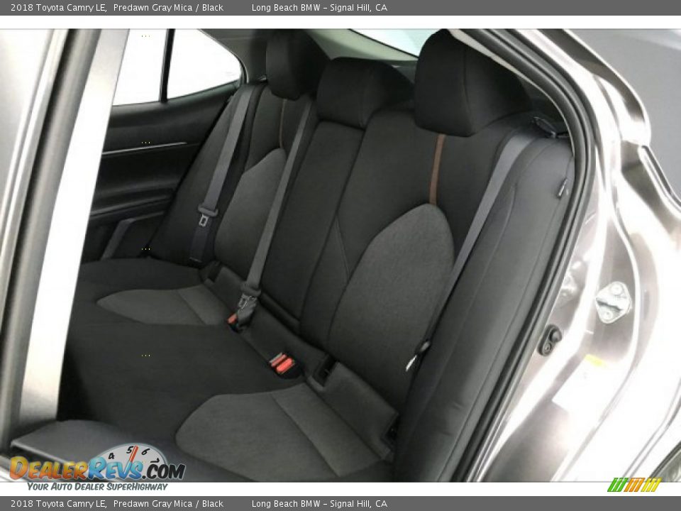 2018 Toyota Camry LE Predawn Gray Mica / Black Photo #32