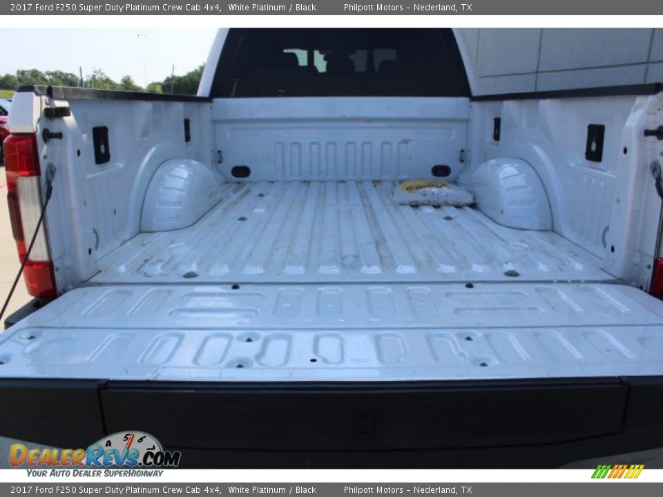 2017 Ford F250 Super Duty Platinum Crew Cab 4x4 White Platinum / Black Photo #22