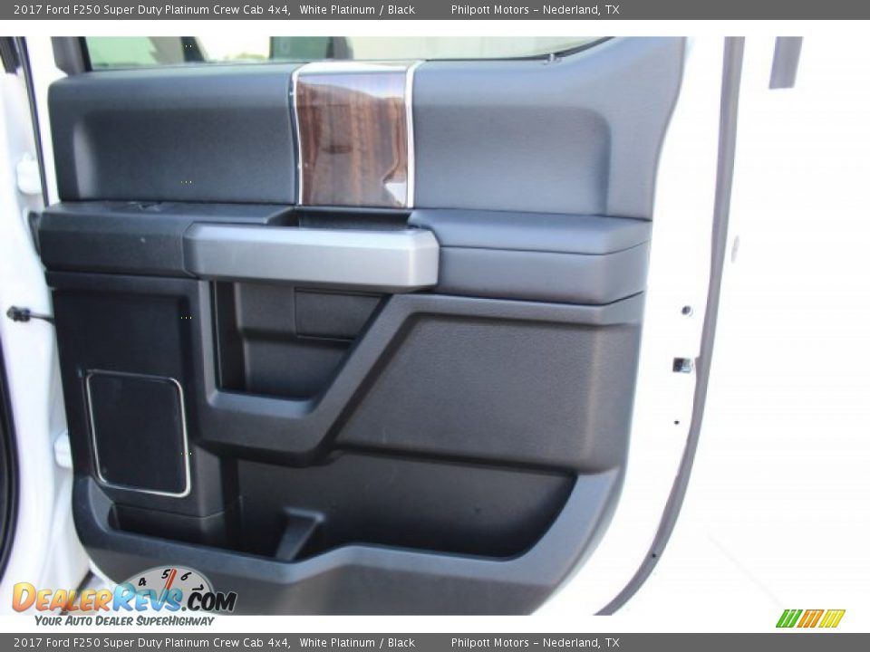 2017 Ford F250 Super Duty Platinum Crew Cab 4x4 White Platinum / Black Photo #23