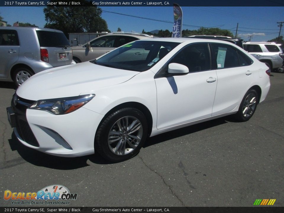 2017 Toyota Camry SE Super White / Black Photo #3