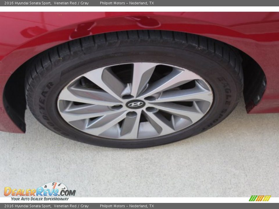 2016 Hyundai Sonata Sport Venetian Red / Gray Photo #5
