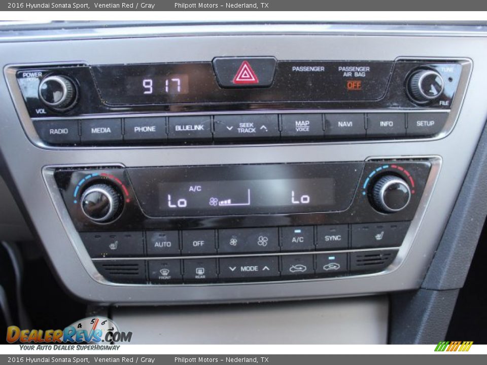 2016 Hyundai Sonata Sport Venetian Red / Gray Photo #17