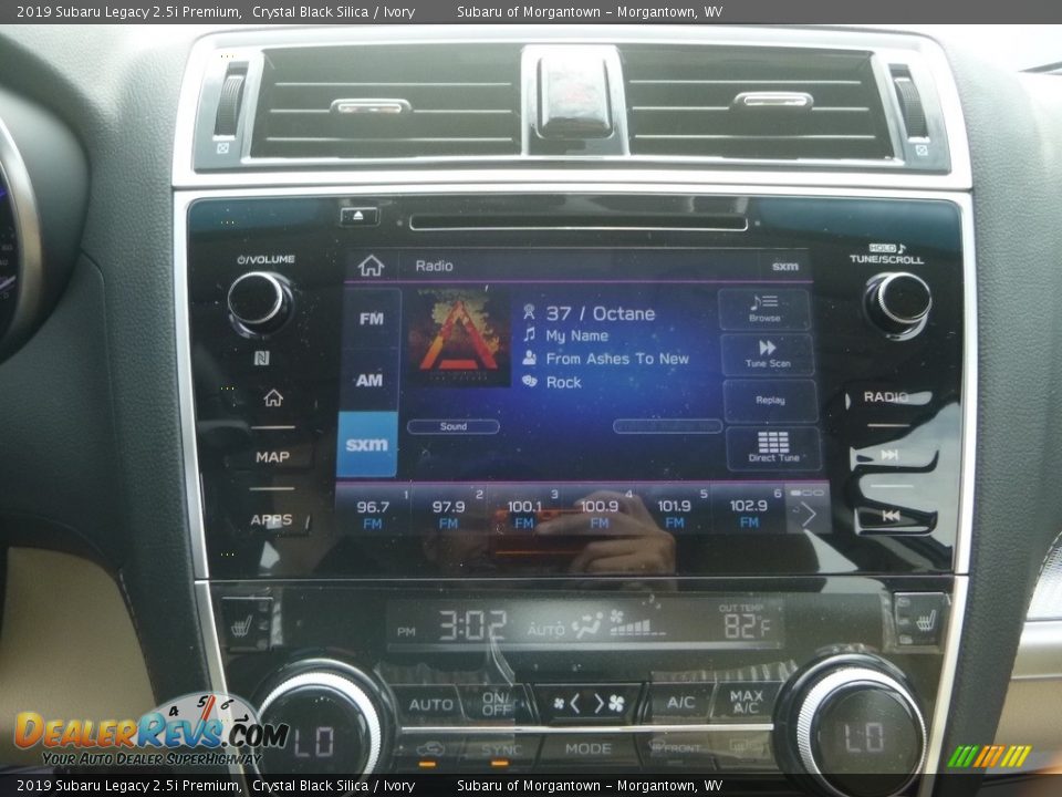 2019 Subaru Legacy 2.5i Premium Crystal Black Silica / Ivory Photo #17