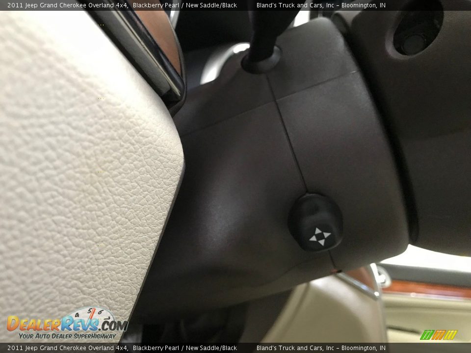 2011 Jeep Grand Cherokee Overland 4x4 Blackberry Pearl / New Saddle/Black Photo #15