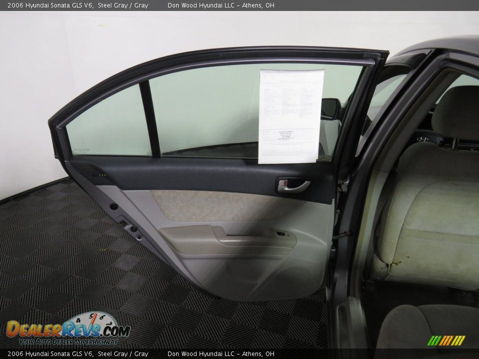 2006 Hyundai Sonata GLS V6 Steel Gray / Gray Photo #24